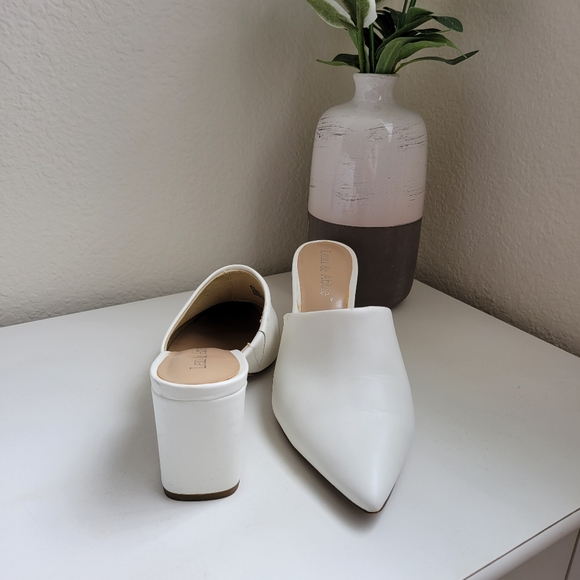 Lexi & Abbie white heeled mules - Picture 4 of 11